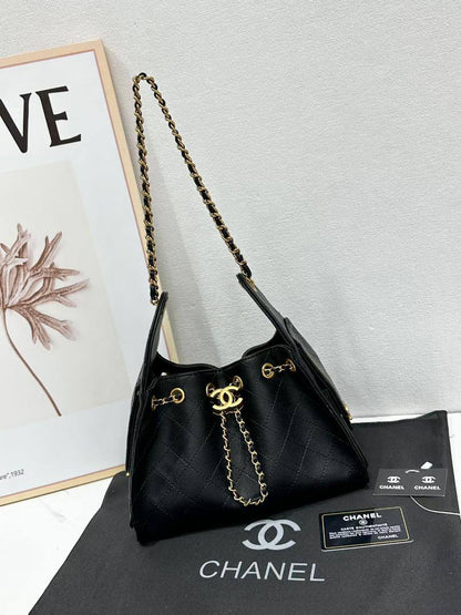 Chanel
110 dhs✅
high quality25 cm

Zain26
♥️♥️♥️