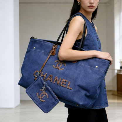 CHANEL 
HIGH QUALITY 
180 dhs🇦🇪🇦🇪

Zain295
♥️♥️♥️