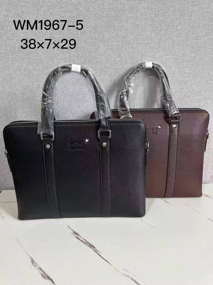 Laptop  bag 
good quality 
110 dhs❣️

Zain278
♥️♥️♥️