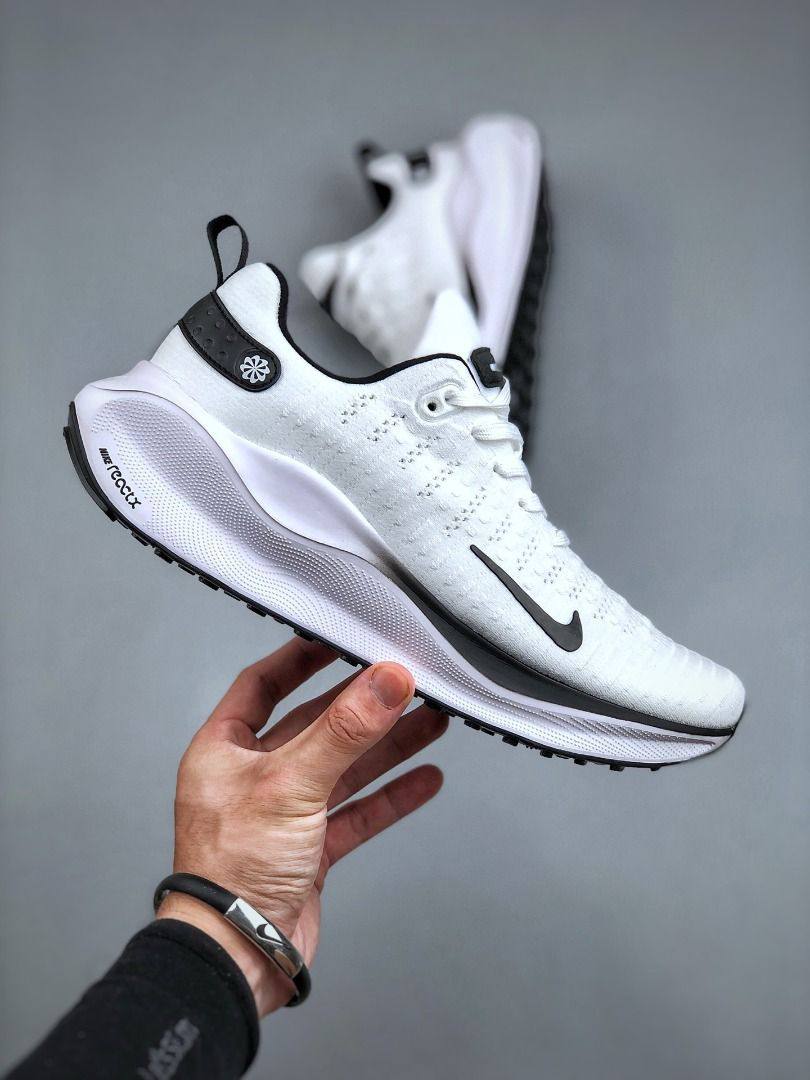Nike
Size 40-45⚡️ 
130 dhs🪙🖤

Zain183
♥️♥️♥️