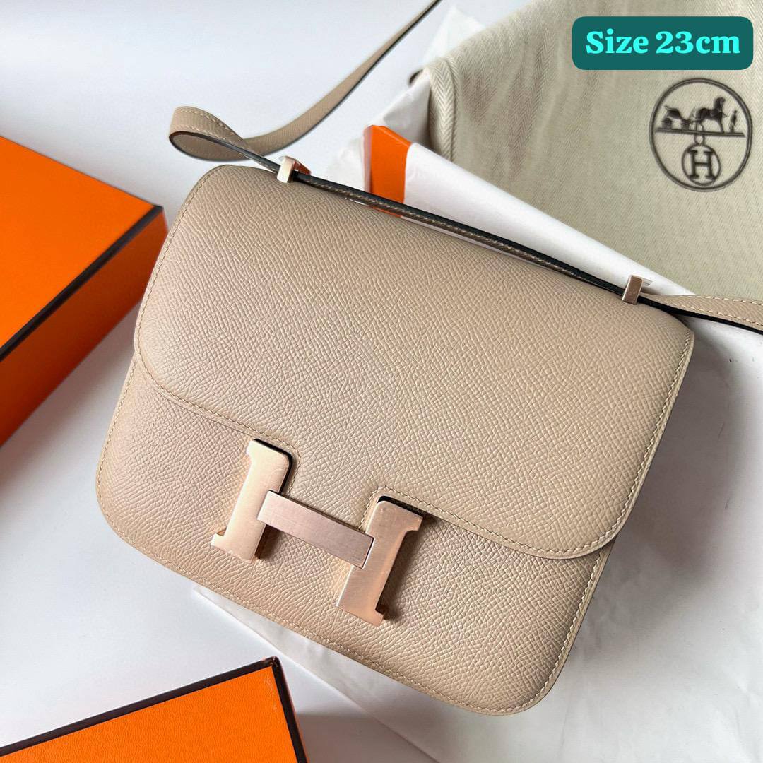 Hermes

Good quality 

with box🎁🎁🎁

100 dhs💓

Zain186
♥️♥️♥️