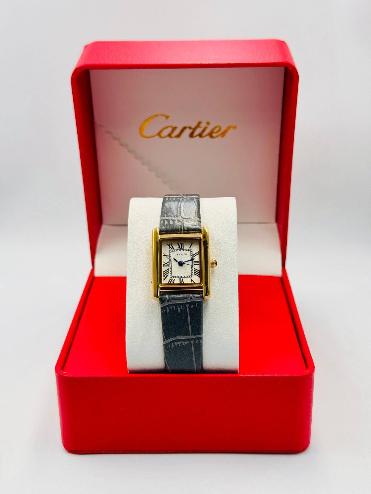 Cartier ladies
*New Arrival*🔥
55 dhs🗽

Zain08
♥️♥️♥️