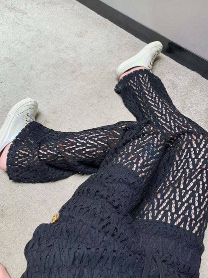 *New collections 💕💕    
180 dhs❣️
*good  quality  
*Sizes:S M L 
*AVAILABL

Zain231
♥️♥️♥️