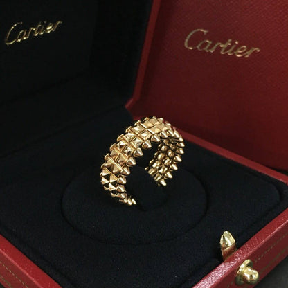 CARTIER ❤️‍🔥*
Ring 💍 available size👇
6,7,8,9
Master quality 💯
With normal boxes 🗃️ 
50 dhs💓
With master box 📦 
90 dhs💓

Zain216
♥️♥️♥️