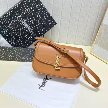 YSL
95 dhs💓

With box
🎁🎁🎁

Size25cm

Zain06
♥️♥️♥️