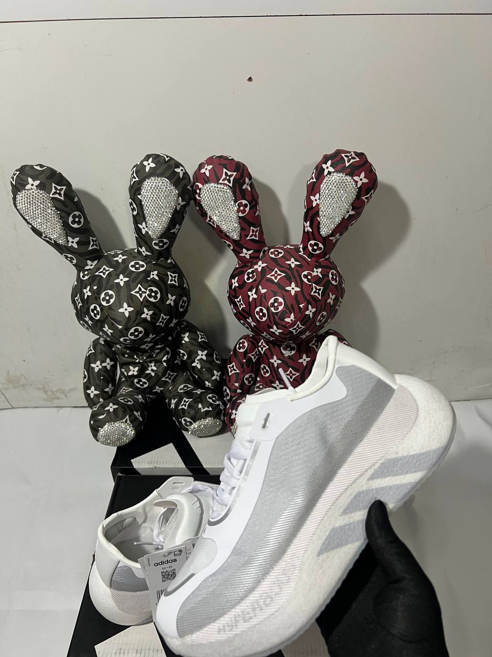 Adidas HYPERBOOST EDGE running    White 
NEW ARRIVALS 🤩
36-45 AVAILABLE 😇
220 dhs🇦🇪🇦🇪

Zain242
♥️♥️♥️