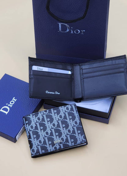 Dior wallet for men 
good quality 
45 dhs💓

Zain59
♥️♥️♥️