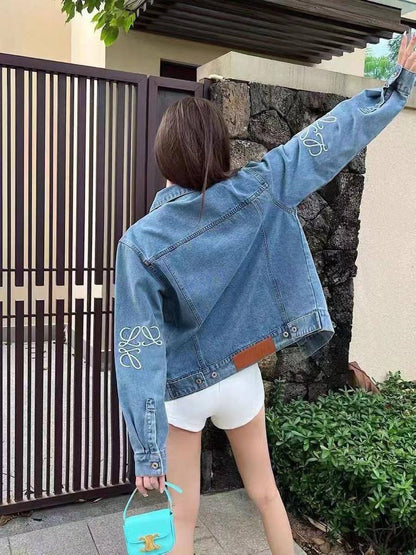 *New collections       
220 dhs🇦🇪
*good  quality  
*Sizes:M L xl* 
*AVAILABLE NOW*🥰🛍️🛍️

Zain231
♥️♥️♥️