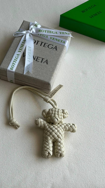 BOTTEGA VENETA CHARMS

*Super master quality*
*with complete packing*🎁

320 dhs✅

Zain280
♥️♥️♥️