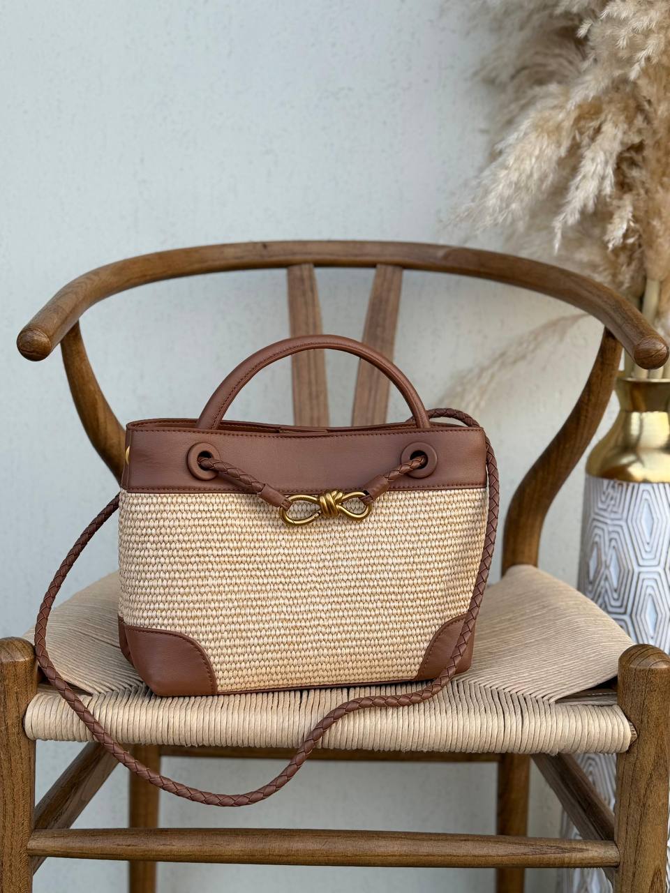 Available Again✨✨✨
BOTTEGA VENETA
25cm
340 dhs🪙💕
Top quality 
With box🎁

Zain167
♥️♥️♥️