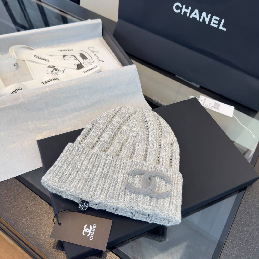 CHANEL

VVIP QUALITY
180 dhs🇦🇪🇦🇪

Zain281
♥️♥️♥️