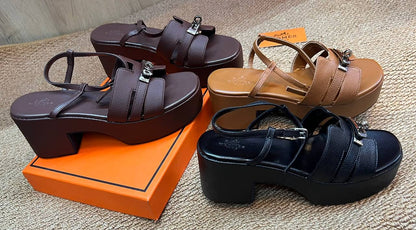 Hermes ladies

36 to 41 

100 dhs🇦🇪🇦🇪🇦🇪

Zain236
♥️♥️♥️