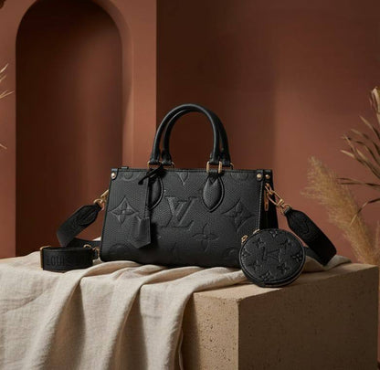 LV
ᴇᴀsᴛ ᴡᴇsᴛ ᴏɴ ᴛʜᴇ ɢᴏ
ᴡɪᴛʜ ᴄᴏɪɴ ᴘᴜʀsᴇ
ʜᴀs ᴀ ᴛʀɪᴍ ʙᴇʟᴛ sᴛʀᴀᴘ
ɢᴏʟᴅ ʜᴀʀᴅᴡᴀʀᴇ
ᴍᴏɴᴏɢʀᴀᴍ ʟᴇᴀᴛʜᴇʀ
sɪᴢᴇ : 23 x 13 x 10 cm
ᴡɪᴛʜ BOX
🎁🎁🎁

115 dhs✅

Zain31
♥️♥️♥️