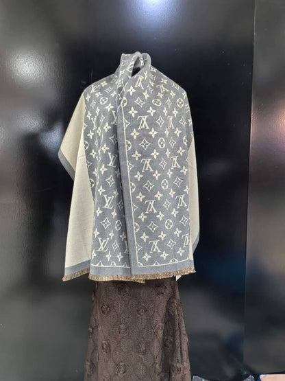 Good quality 
Scarf 
45 dhs🇦🇪🇦🇪

Zain295
♥️♥️♥️