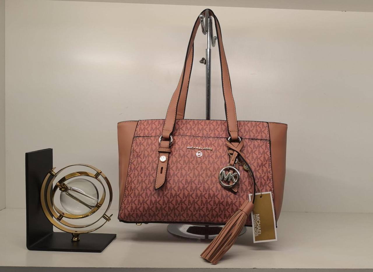 Mk 
95 dhs🪙
Size 35cm

Zain161
♥️♥️♥️
