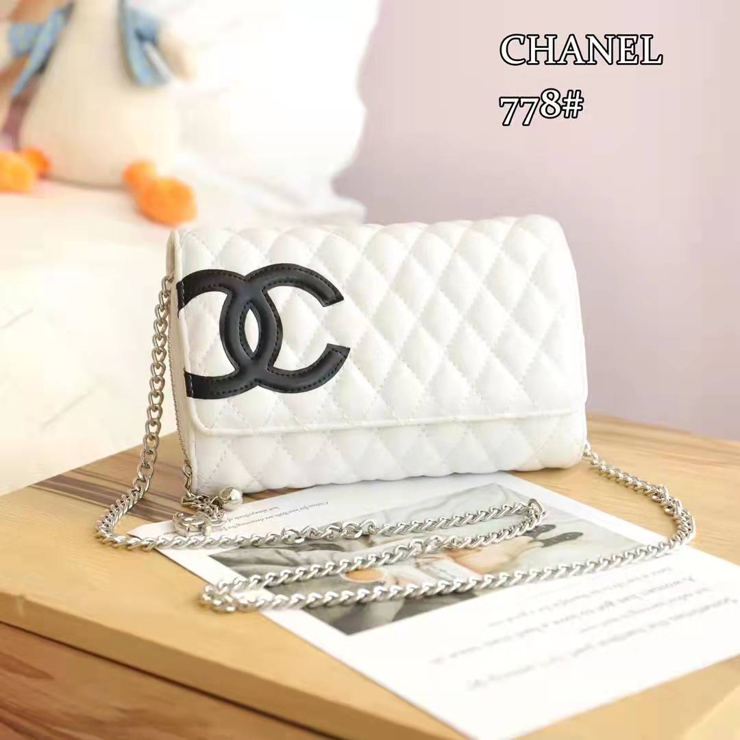 Mixed brands
Coach
Chanel
Lv
Hermes


with box
New high quality

95 dhs🇦🇪🇦🇪

Zain26
♥️🇦🇪🇦🇪