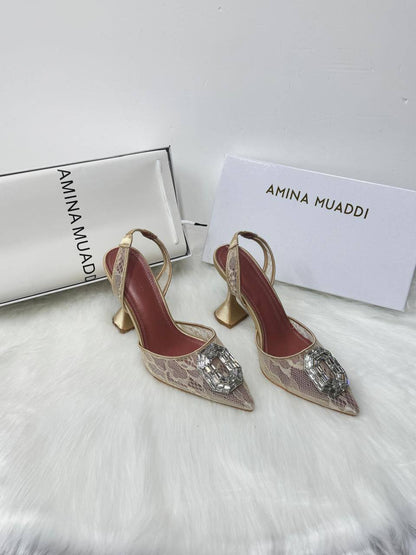 Amina Muaddi
💯high quality
Size 36-37-38-39-40-41

120 dhs💓

Zain86
♥️♥️♥️