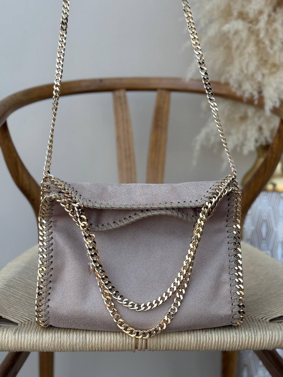 STELLA McCARTENY
25cm
350 dhs✅
Top quality

Zain167
♥️♥️♥️