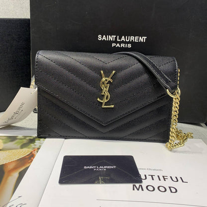 YSL
Best quality with box
95 dhs🇦🇪🇦🇪
size 19CM

Zain290
♥️♥️♥️