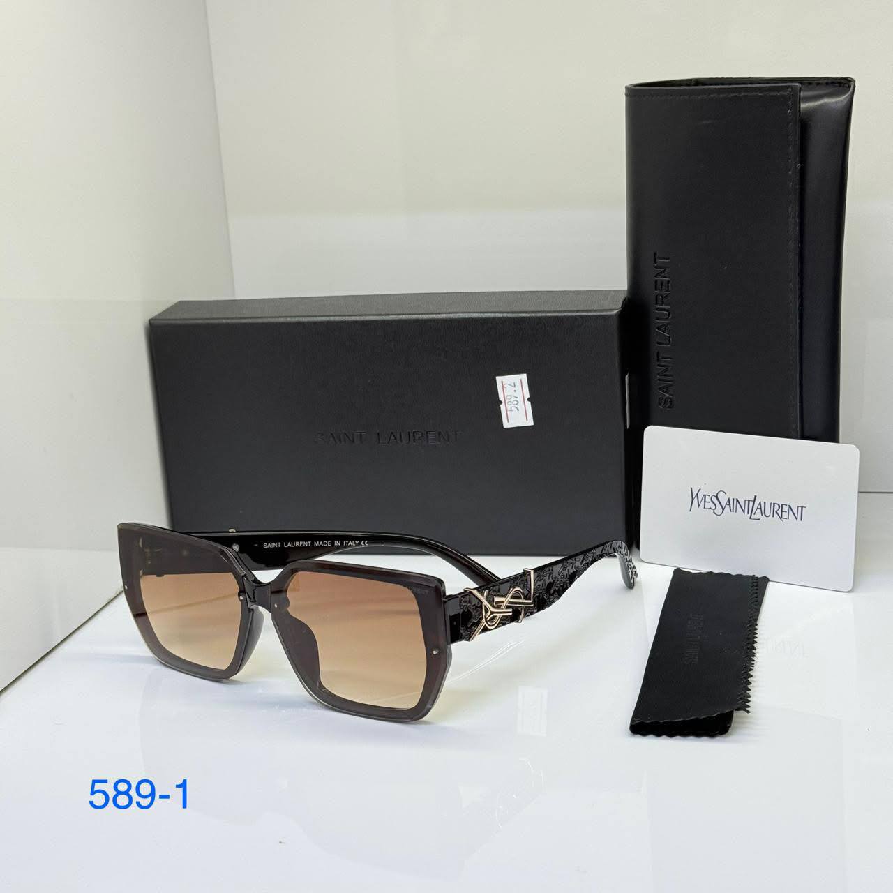 SUNGLASSES 🕶️
GOOD QUALITY 
50 dhs✅

Zain40
♥️♥️♥️