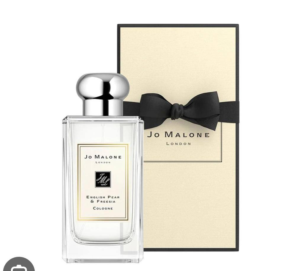 Jo Malone
With paper  bag
45 dhs❤️💚❤️

Zain87
♥️♥️♥️