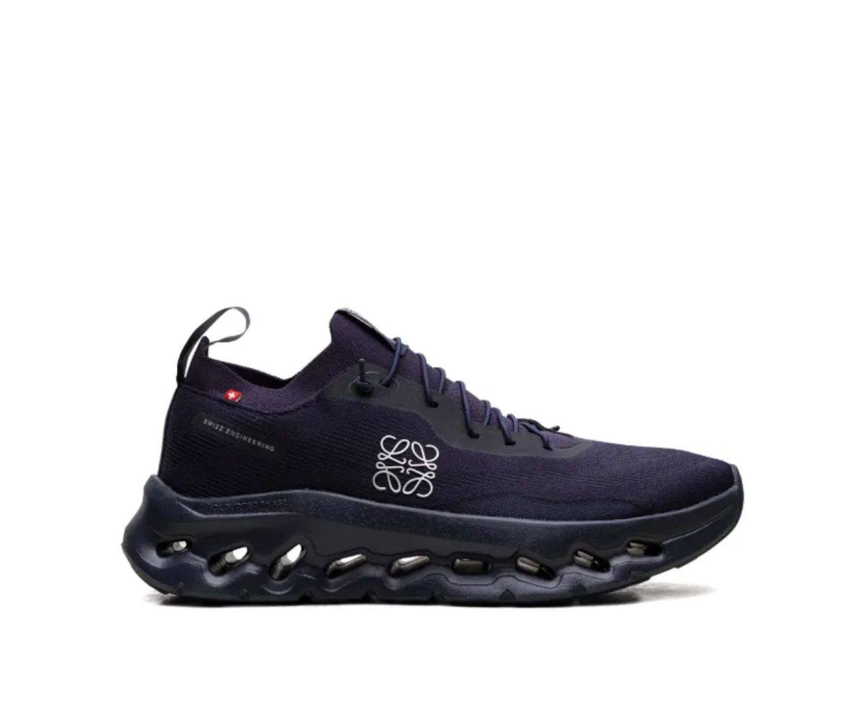 Loewe x On Cloudtilt 'All Navy'💙
36-45 AVAILABLE 🤩
190 dhs❣️

Zain242
♥️♥️♥️