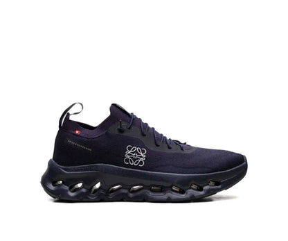 Loewe x On Cloudtilt 'All Navy'💙
36-45 AVAILABLE 🤩
190 dhs❣️

Zain242
♥️♥️♥️