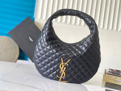 YSL 

COPY ONE 

NEW CAME 

BIG SIZE 
135 dhs🇦🇪🇦🇪

Zain39
♥️♥️♥️