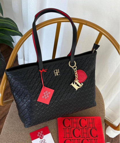 CH
100 dhs🪙🌨️
SIZE：42cm
High quality and large capacity

Zain35
♥️♥️♥️