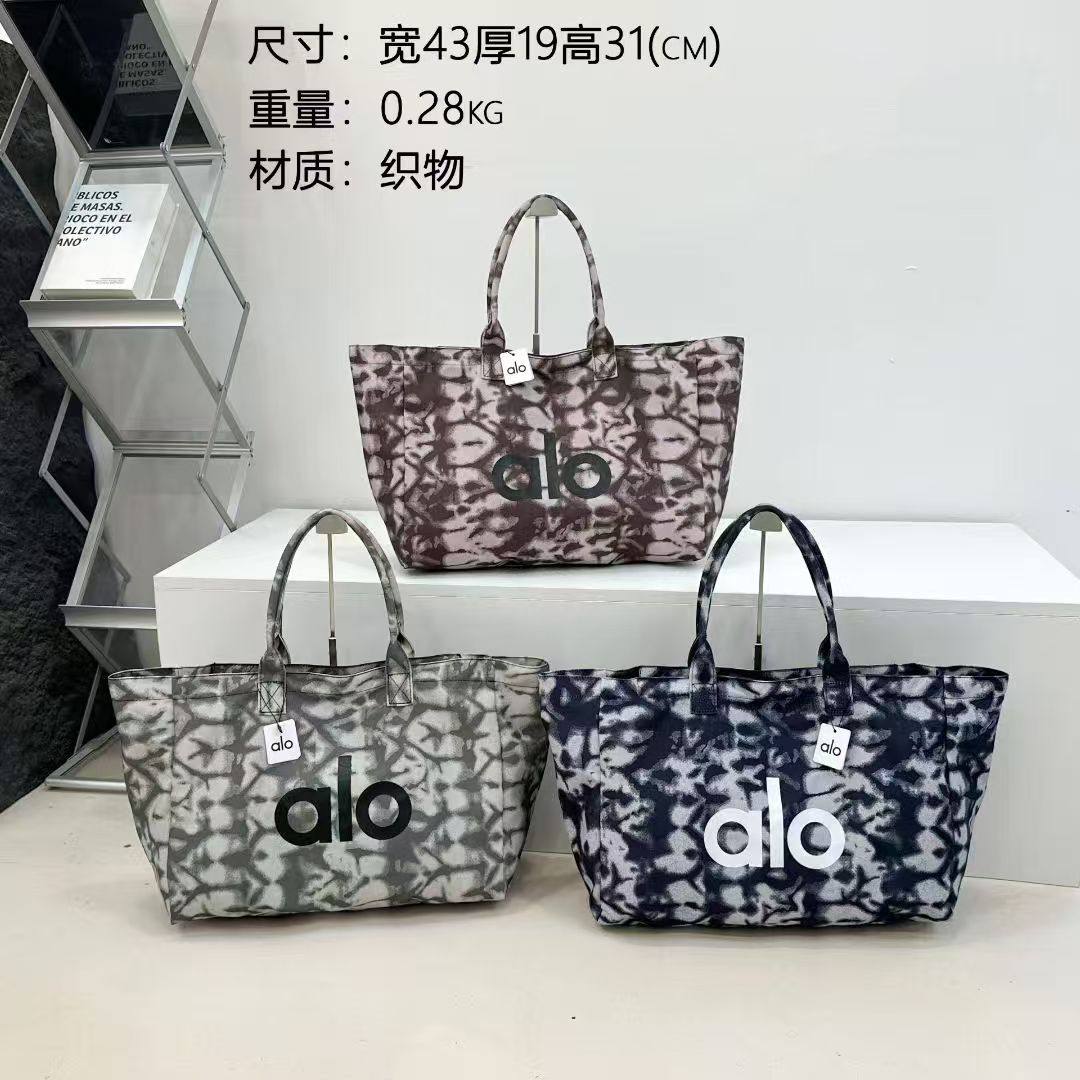 Alo Bag
55 dhs🇦🇪🇦🇪
size 42cm

Zain26
♥️♥️♥️