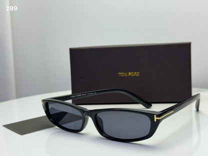 TomFord

55 DHS🇦🇪🇦🇪🇦🇪

Good quality 

Zain182
♥️♥️♥️
