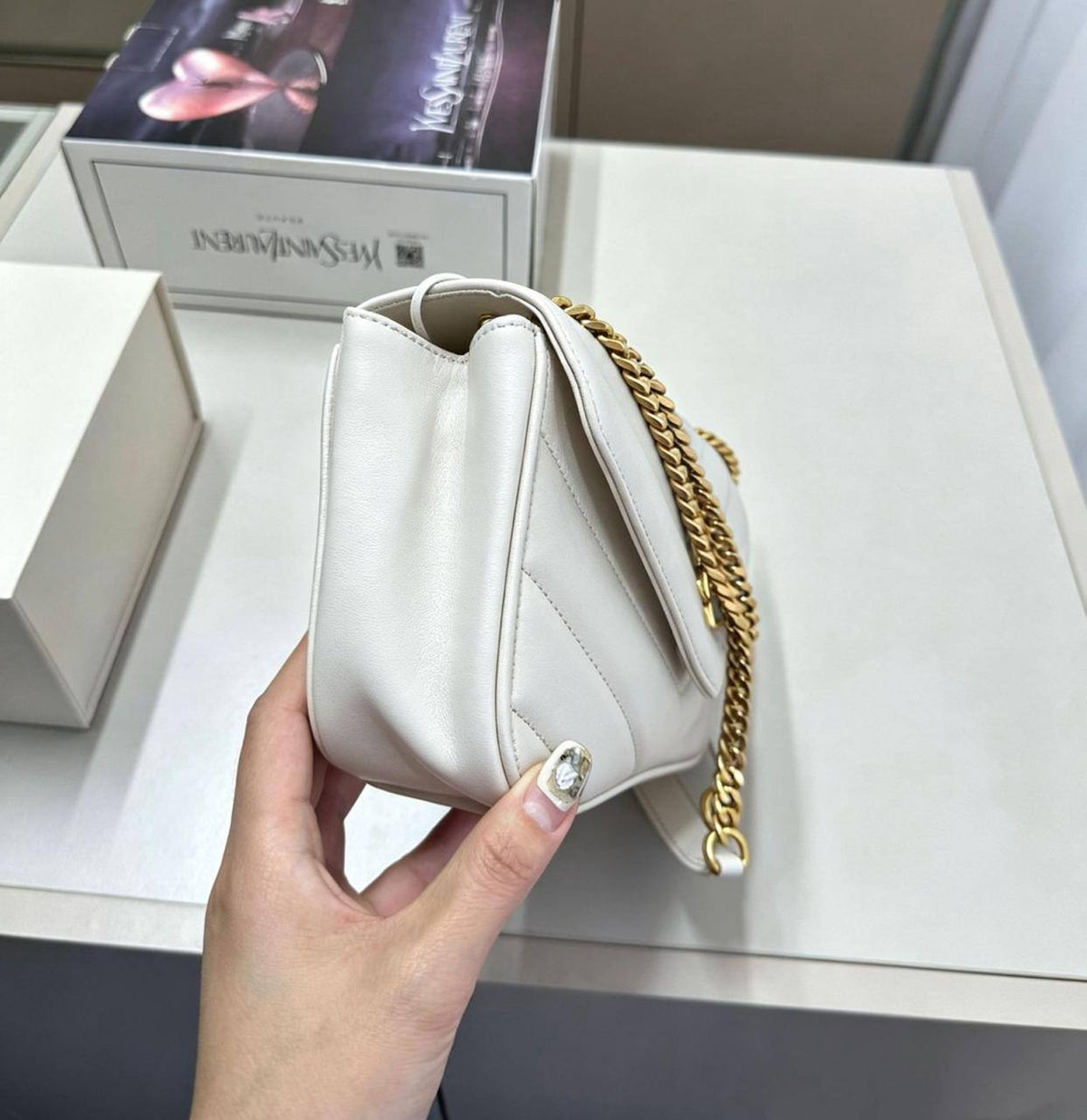 YSL 

NEW CAME 

GOOD QUALITY

 WITH BOX 
90 dhs🇦🇪🇦🇪

Zain17
Zain295
♥️♥️♥️