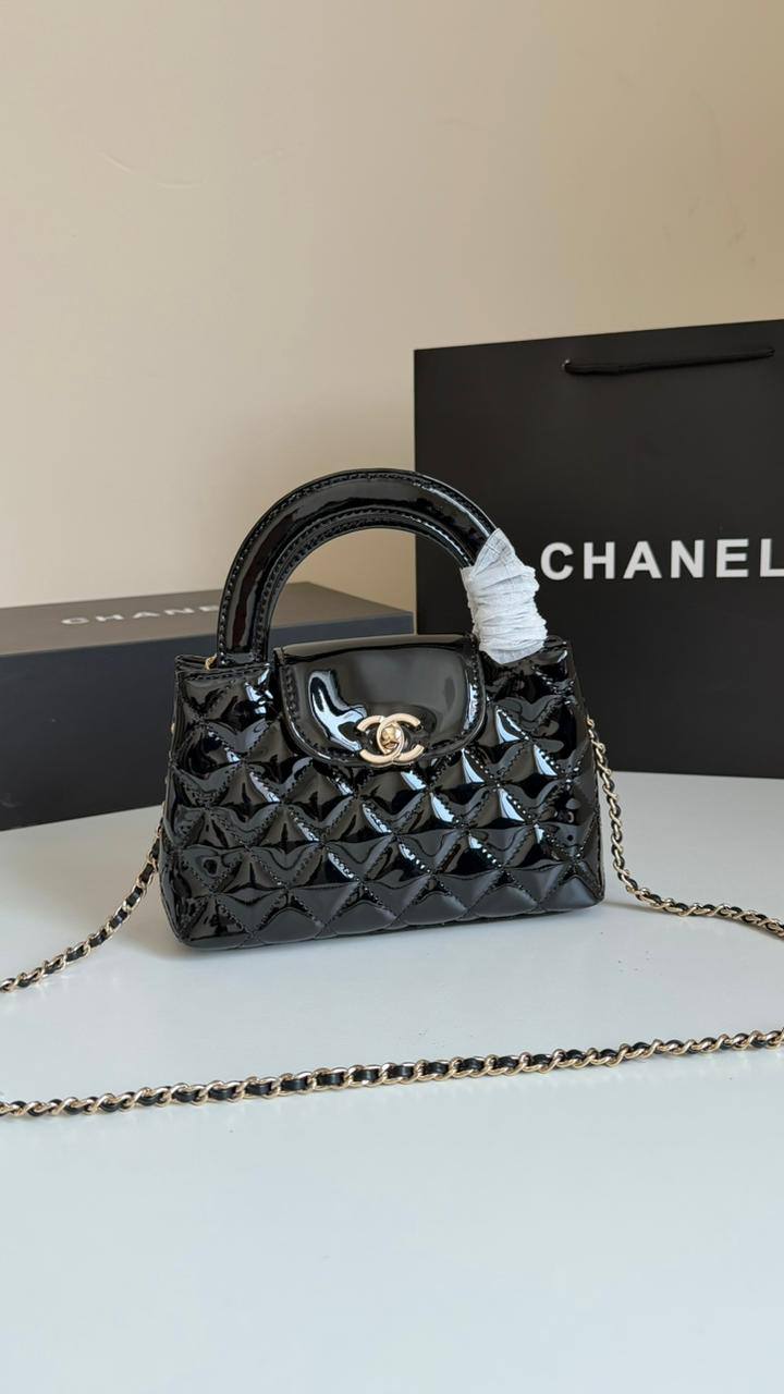 Chanel
Master 🌺
220 dhs✅

Zain134
♥️♥️♥️