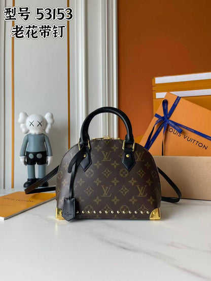 LV
Master❣️❣️
240 dhs✅

Zain10
♥️♥️♥️