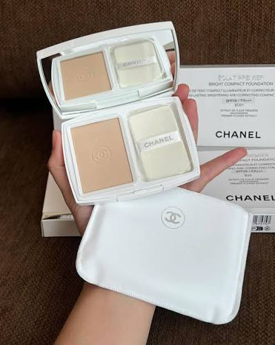 CHANEL

 COMPACT POWDER 
65 dhs🇦🇪🇦🇪

Zain01
♥️♥️♥️