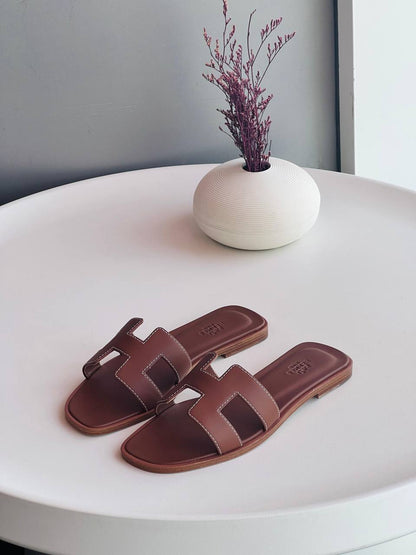 New Hermes🌹
Size 36_41
Super high quality 🌹
390 dhs🪙💚

Zain176
♥️♥️♥️