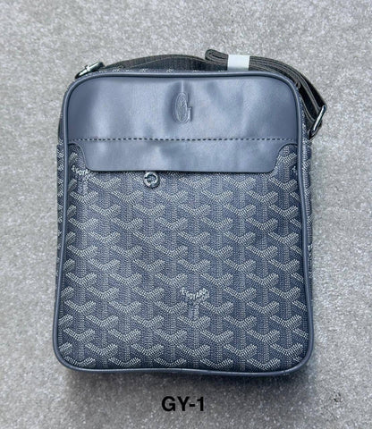 Bags
80 dhs✅

Zain182
♥️♥️♥️