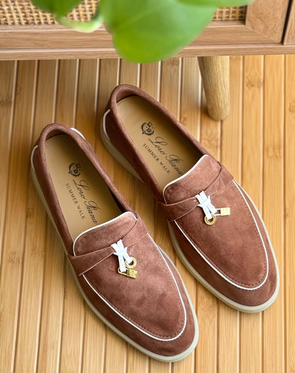 𝗟𝗼𝗿𝗼𝗽𝗶𝗮𝗻𝗮
𝘀𝗶𝘇𝗲 𝟯𝟲 𝘁𝗼 𝟰𝟭 
450 dhs❤️

Zain178
♥️♥️♥️