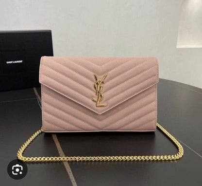 YSL

withbox 
🎁🎁🎁

85 dhs🪙🌺

Zain143