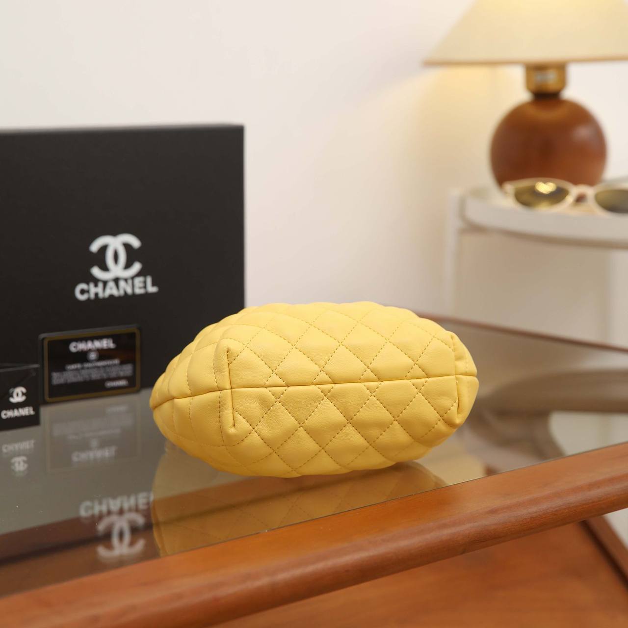 CHANEL 
NEW DESIGN 

HIG QUALITY 

WITH BOX 
🎁🎁🎁

110 dhs✅

Zain39
♥️♥️♥️