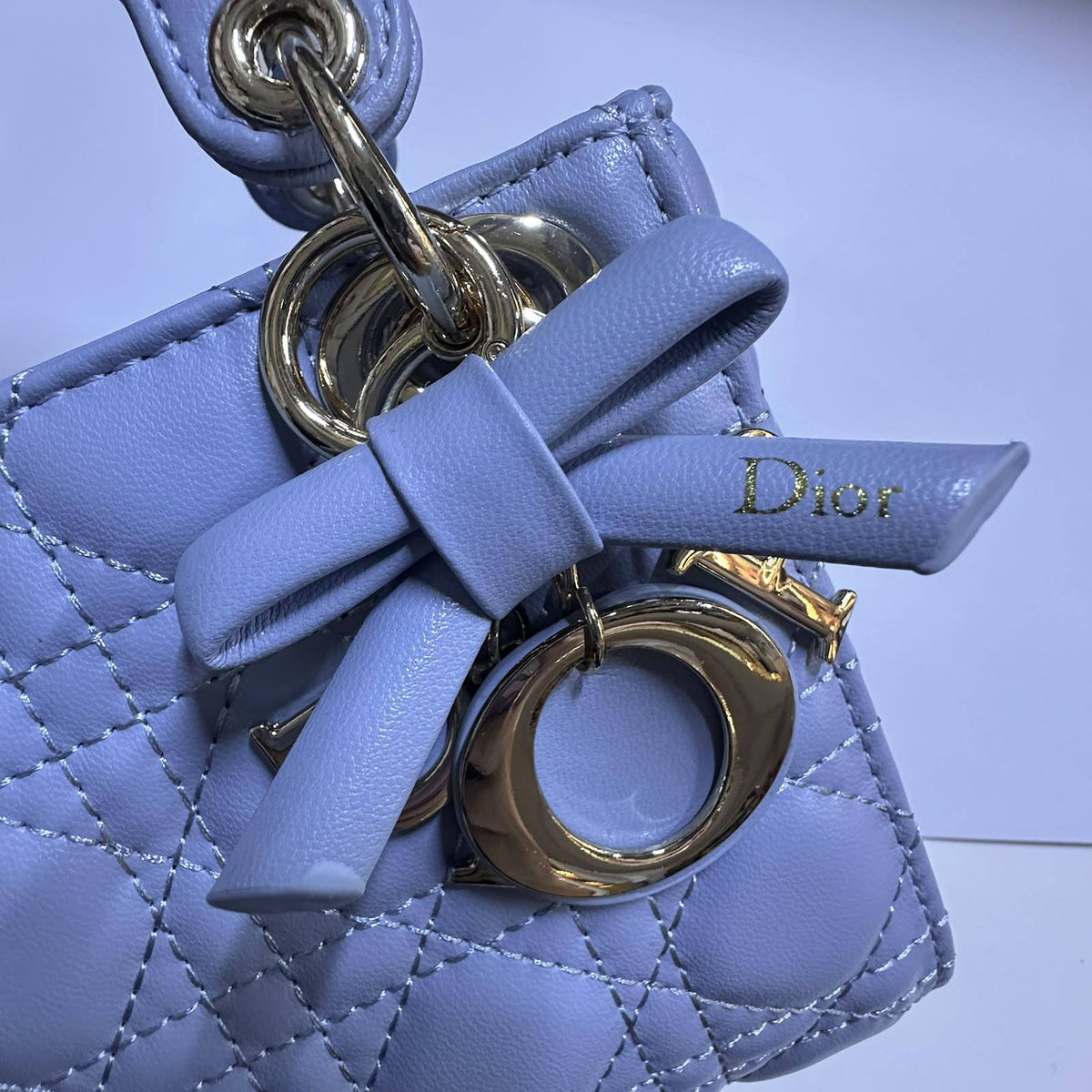 DIOR 

NEW CAME 

HIGH QUALITY 
WITH BOX 

125 dhs🇦🇪🇦🇪

Zain39
♥️♥️♥️