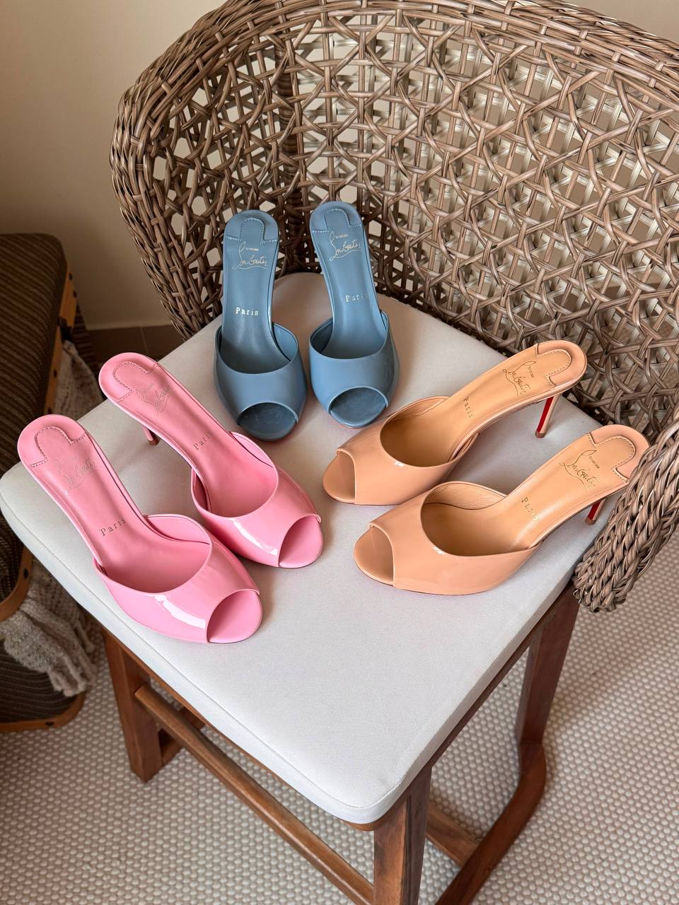LOUBOTIN
✨ new Collection
👠 36–41
💎 Premium Quality
🔥 Super Master
450 dhs🇦🇪🇦🇪

Zain198
♥️♥️♥️