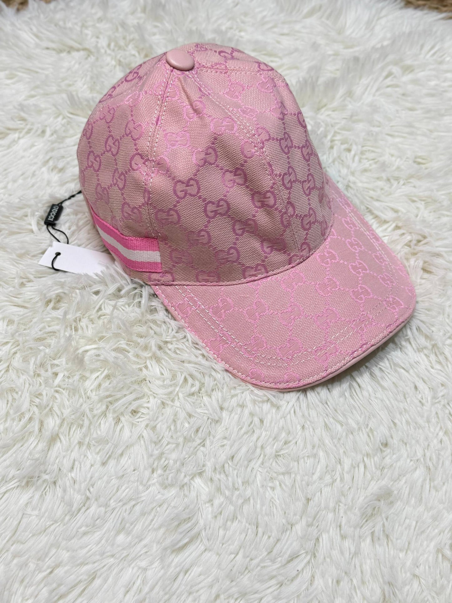 GUCCI CAP
💙*VVIP QUALITY*💙
190 dhs✅

Zain281
♥️♥️♥️