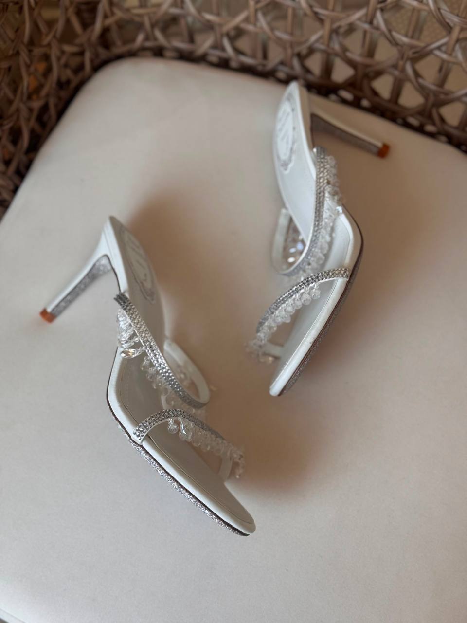 🖤✨  RENE COVALI  ✨🖤
🤩 Available New Arrival 🤩
😍😍 Super Master Quality 😍😍
👠 Size: 36 to 41
💎 Premium Quality
450 dhs✅

Zain198
♥️♥️♥️
