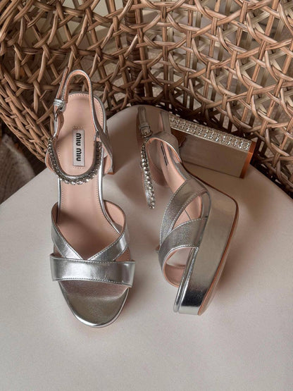 MIU MIU 
✨ Collection
👠 36–41
💎 Premium Quality
🔥 Super Master
450 dhs🇦🇪🇦🇪

Zain198
♥️♥️♥️