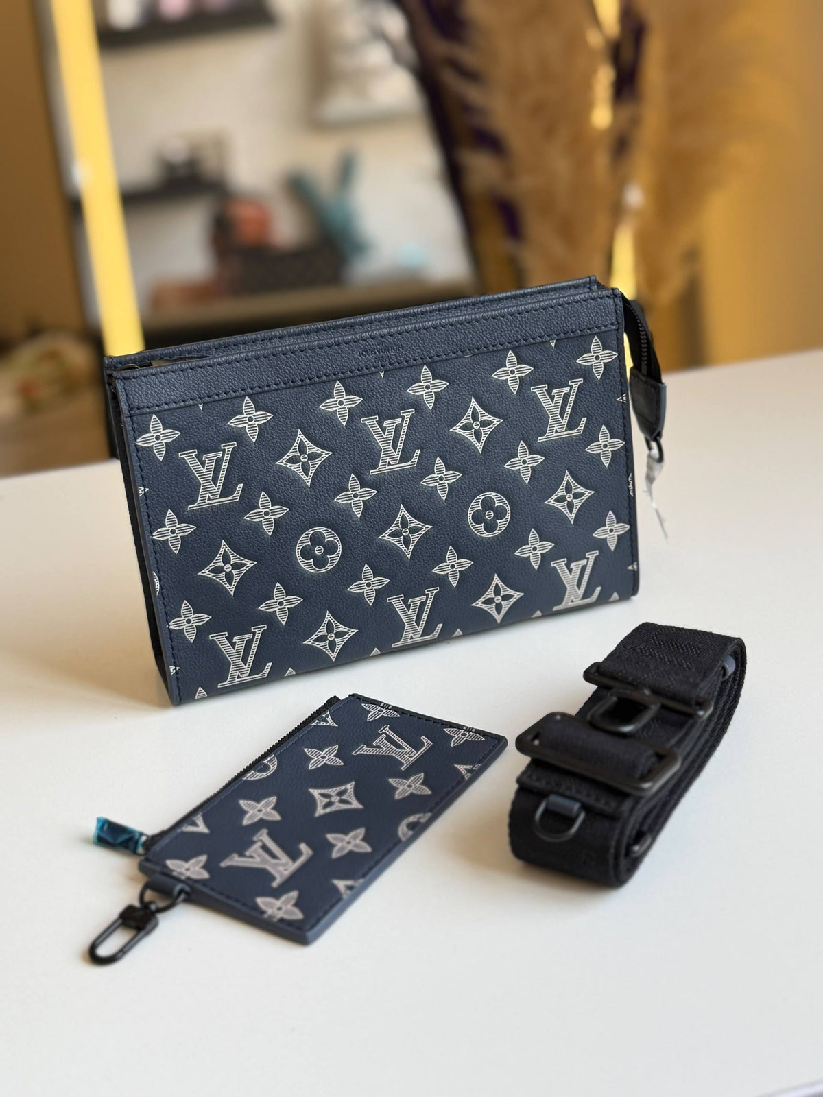 📍NEW COLLECTION 📍
🎒LOUIS VUTTON🎒
👌Premium quality 👌
❤️WITH ORIGINAL PACKAGING❤️

For Price 👇 WhatsApp✅
0568585901 
0507557372
0552275751 Owner Zain 👌

Zain320
♥️♥️♥️