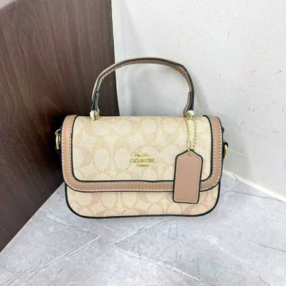 Coach 


3 in 1 bags 
85 dhs🇦🇪🇦🇪🇦🇪

Zain232
♥️♥️♥️