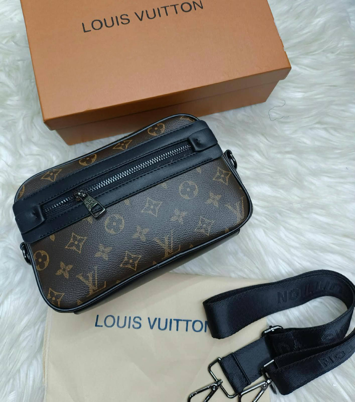 Men bags

Dior
Lv

AVAILABLE MANS SIDE BAGS WITH BOX 🎁 

100 dhs🇦🇪🇦🇪🇦🇪
GOOD QUALITY 🎁

Zain169
♥️♥️♥️