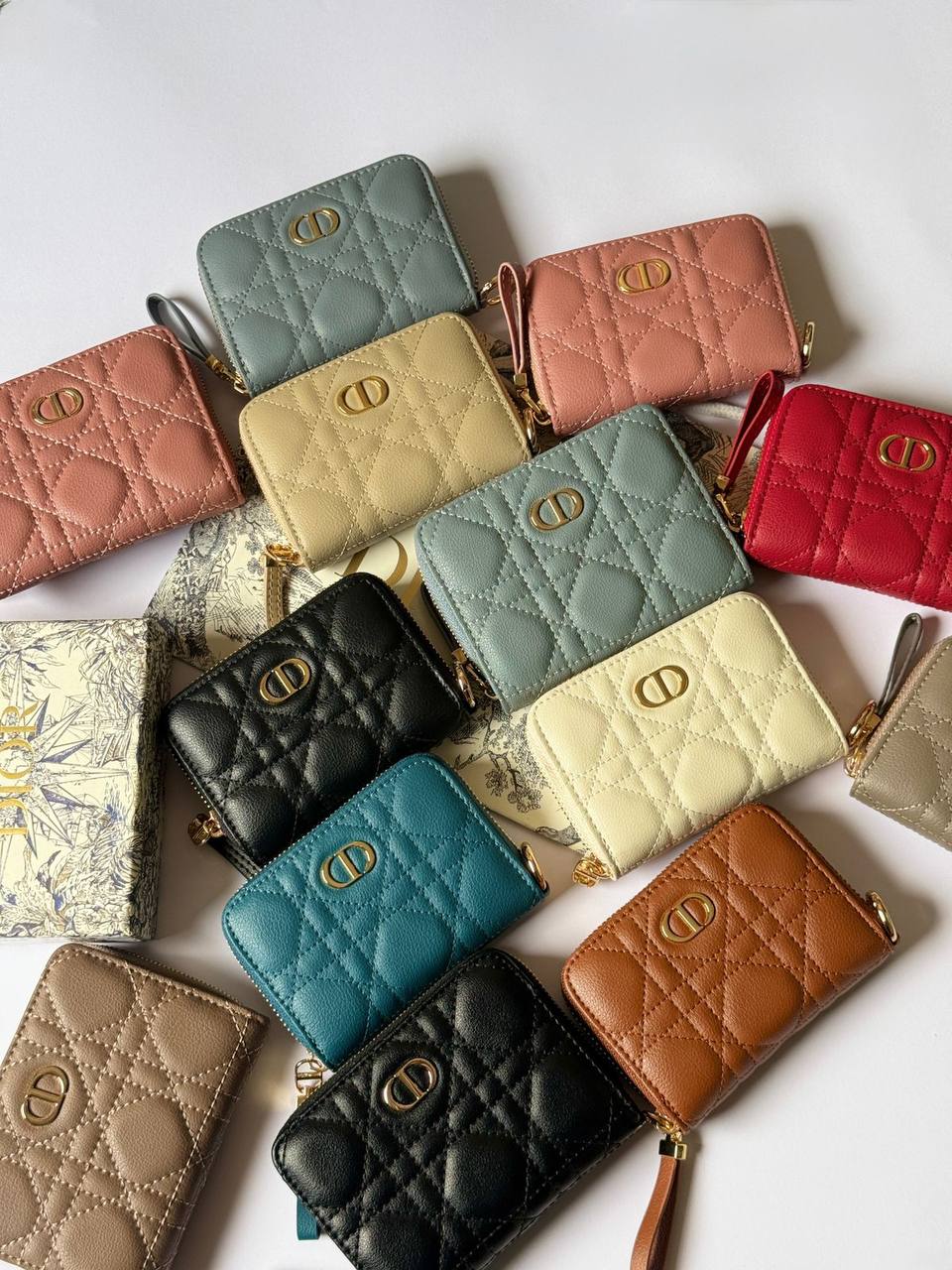 💝  *Dior*💝
💝*Super Master*💝
290 dhs🪙🌨️

Zain275
♥️♥️♥️