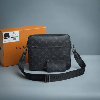 LV
Messenger Cross Bag
Black Monogram
Silver Hardware
Size : 25 cm
With BOX

95 dhs💛

Zain239
Zain143
♥️♥️♥️